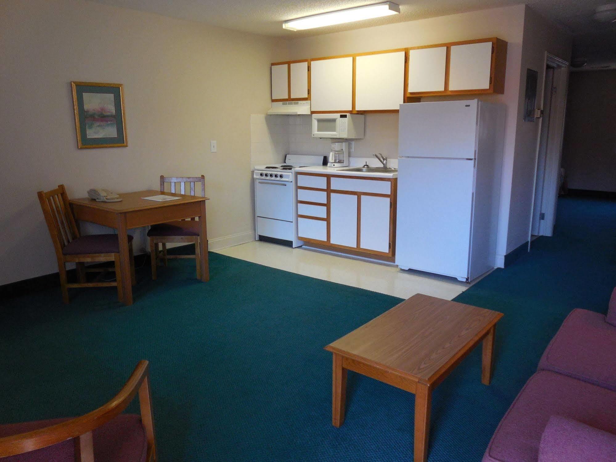 Motel Affordable Salisbury